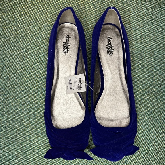 NWT Charlotte Russe Blue Velvet Bow Flats - Picture 3 of 8